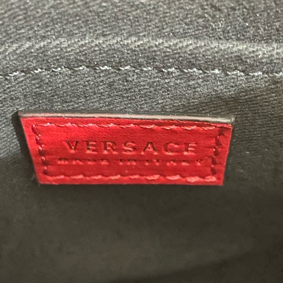 VERSACE RED Leather Wristlet/Crossbody Bag With 2 Removable Straps! New With Tag - Picture 11 of 14